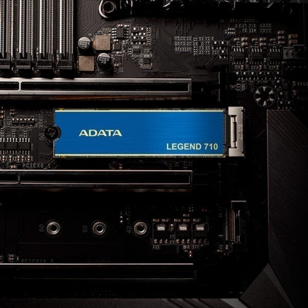ADATA 512GB Legend 710 PCIe M.2 2280 (2400 Okuma / 1000 Yazma) SSD