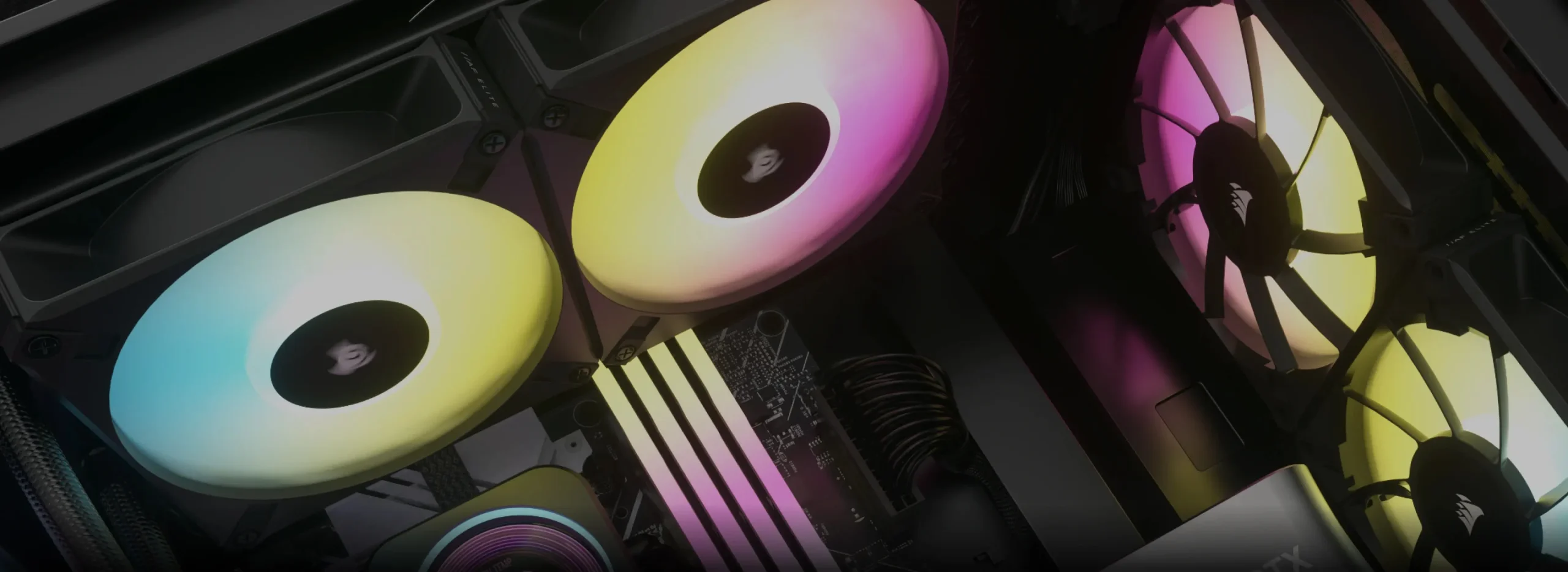 Corsair iCUE AF120 RGB Elite 120mm Kasa Fanı 3'lü Paket (CO