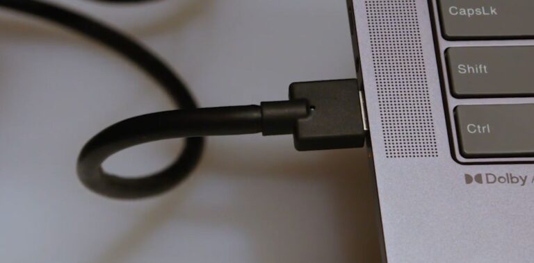 Thinkbook Tgx 64 Gbps Oculink Ile Tam Bant Genisligi 4