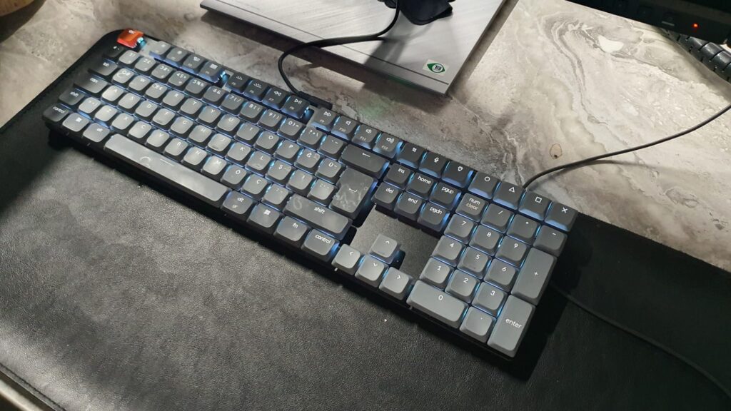 Image #3 from Erdem Erendemir