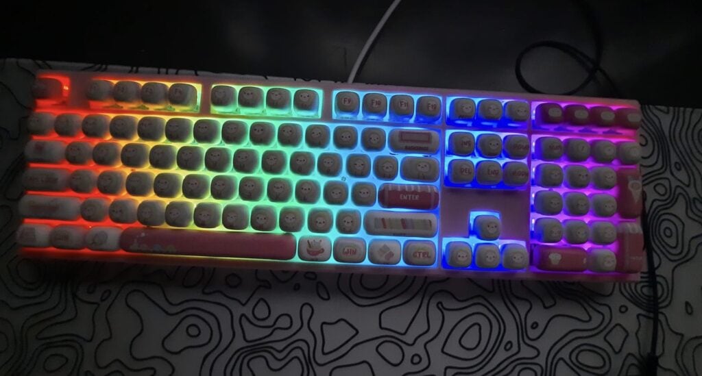 Image #1 from Elif Kaya