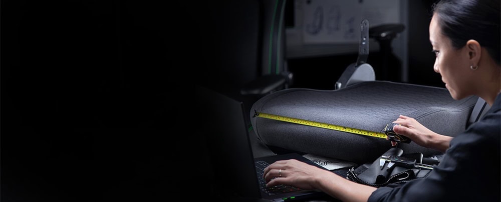 Razer Iskur V2 Siyah Deri Oyuncu Koltuğu H7