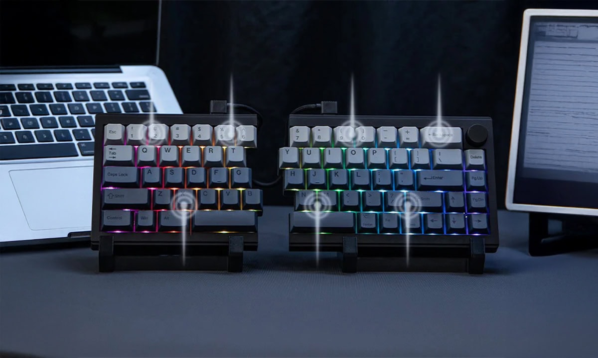 NKRO ve Güneye bakan RGB Arka Işık