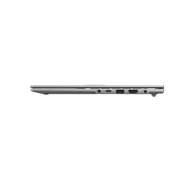 Yüksek kaliteli dizüstü bilgisayar bağlantı portları, HDMI, USB ve kulaklık girişi ile oyun ve ofis kullanımı için uygun.