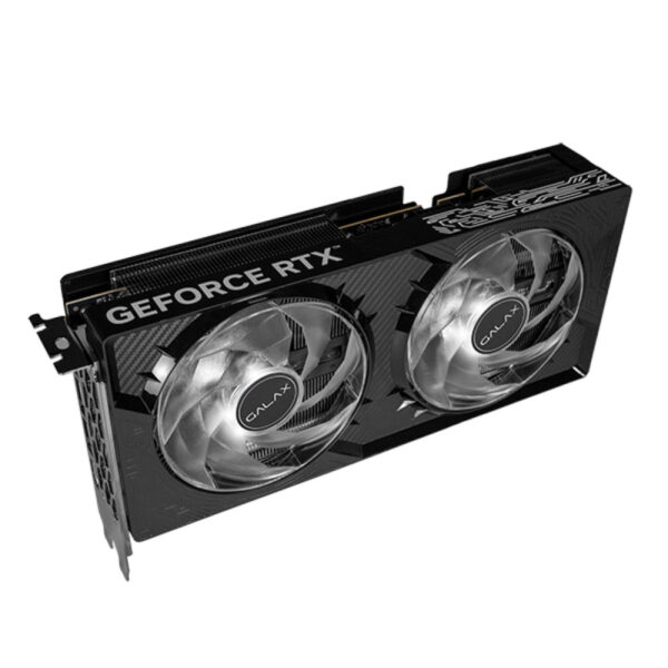 Yüksek performanslı Nvidia GeForce RTX ekran kartı, soğutmalı çift fanlı tasarımıyla oyun ve grafik işlemleri için optimize edilmiştir.
