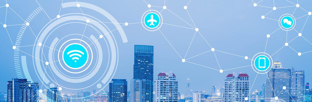 Yüksek çözünürlüklü akıllı şehir ve teknolojik altyapı entegrasyonu görseli, Wi-Fi, mobil ve IoT ikonlarıyla akıllı kent teknolojileri ve dijital bağlantı kavramlarını vurguluyor.