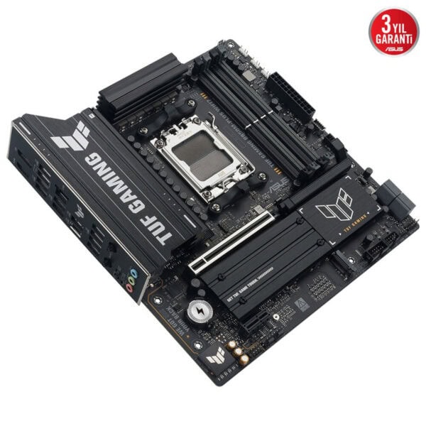 Gelişmiş gaming anakartı, yüksek performans ve hız için tasarlanmış, çok sayıda USB ve PCIe bağlantısı içerir, oyuncular ve yüksek performanslı bilgisayar kullanıcıları için ideal.