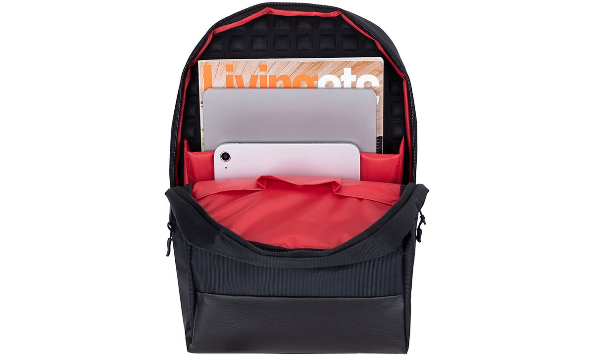 Farklı bölmeleriyle dizüstü bilgisayar ve mobil cihazlar için uygun seyahat sırt çantası, gaming ve teknoloji tutkunları için ideal. Hızlı erişim ve düzenli taşıma sağlar.