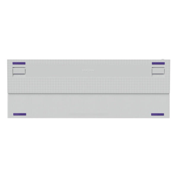 Gelişmiş bilgisayar donanımı ve oyuncu ekipmanlarının yer aldığı yüksek çözünürlüklü bir masaüstü bilgisayar kasası. MelGeek markasına ait modern ve şık tasarım, soğutma ve genişleme özellikleriyle dikkat çekiyor.