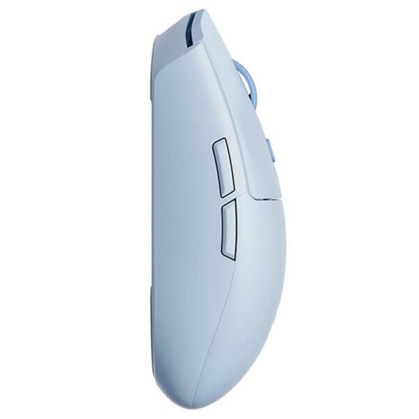 Yüksek teknolojili oyun konsolu ve çeşitli oyunlar ile eğlence merkezi, modern tasarım ve gelişmiş performans. Spor ve eğlence için ideal, yüksek çözünürlüklü ekran ve gelişmiş ses özellikleri.