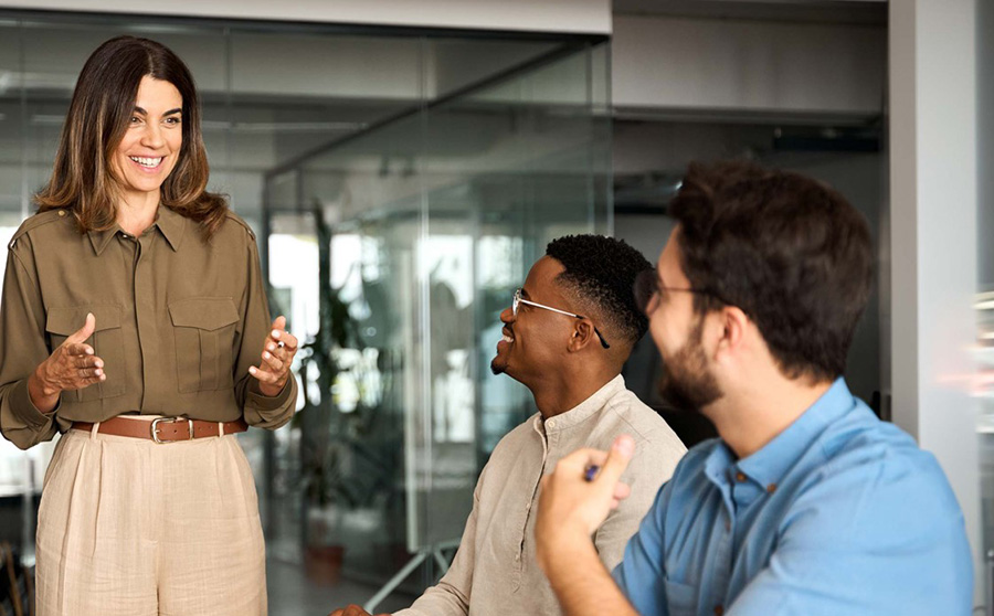 MSI CUBI NUC AI 1UMG-062EU Beyaz Mini Bilgisayar H32