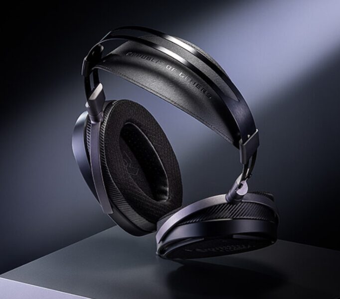 HIFIMAN düzlemsel manyetik sürücüye sahip ASUS ROG Kithara 100 mm gaming kulaklık, PS5 uyumlu, yüksek ses kalitesi ve konfor sağlar.