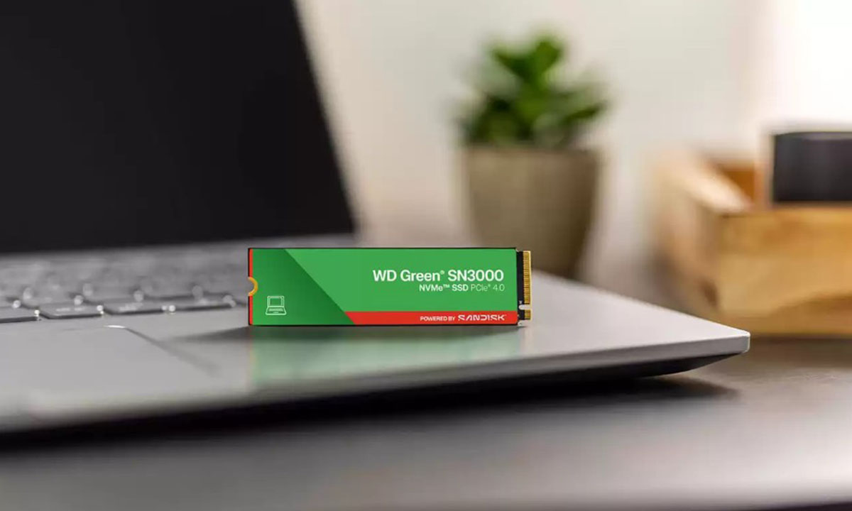 PC uyumluluğu için ince M.2 SSD