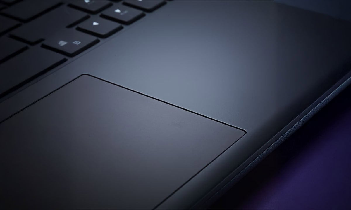 Dell Alienware 16 Aurora Gaming Laptop H5